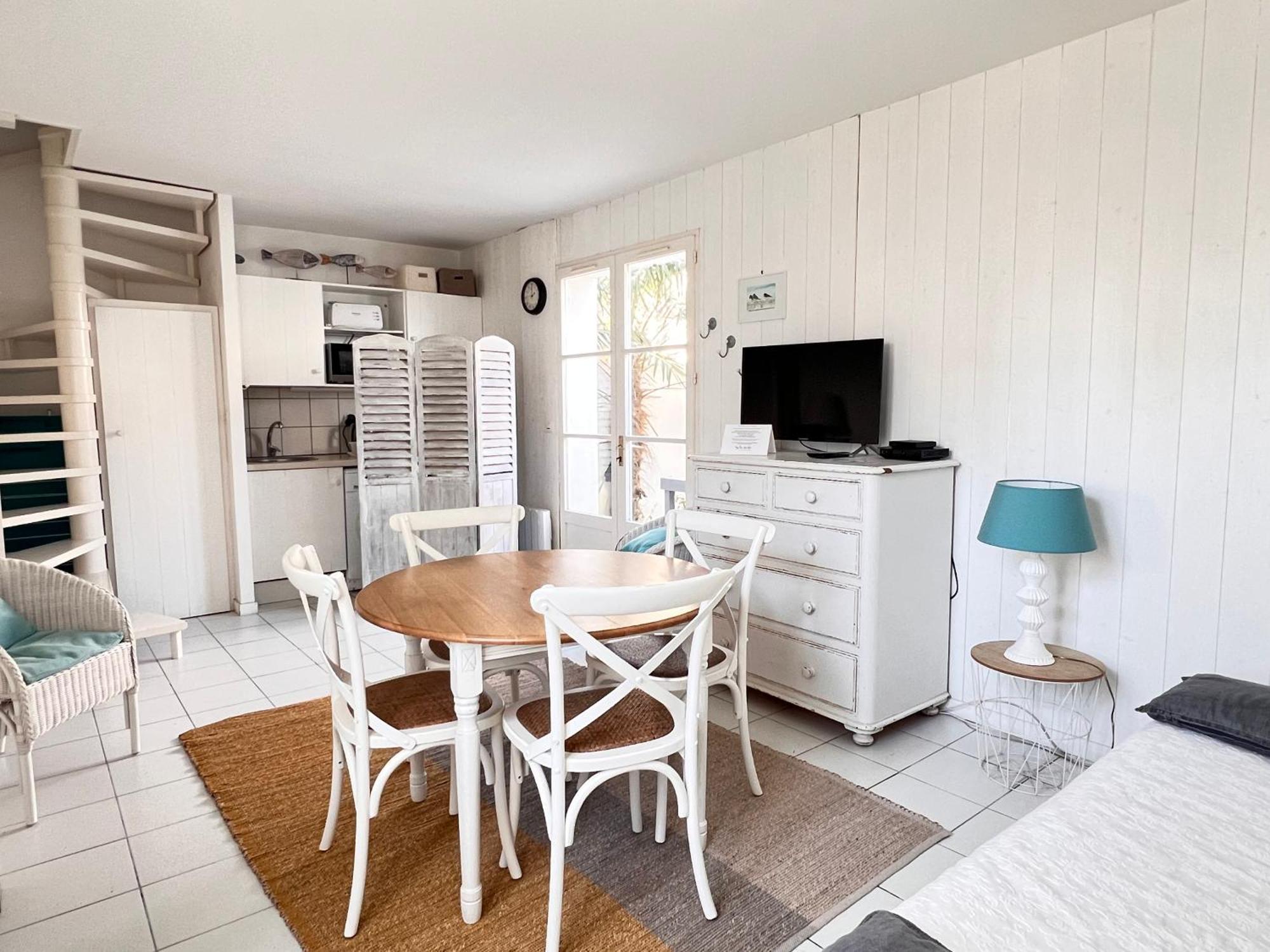 Appartement Liseron Saint-Martin-de-Re Exterior photo